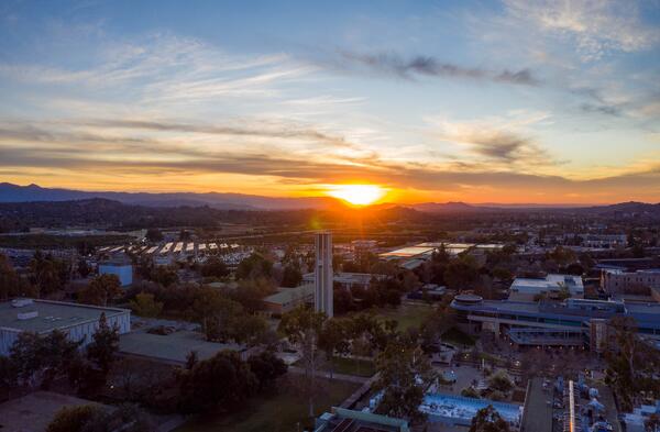 UCR Landscape Banner for Buscadores